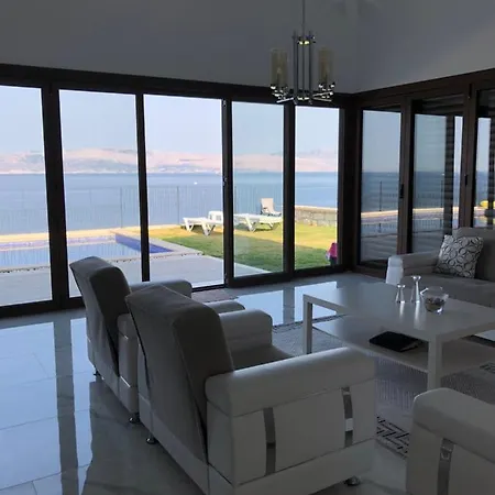 Chios Ormen Villa Çeşme