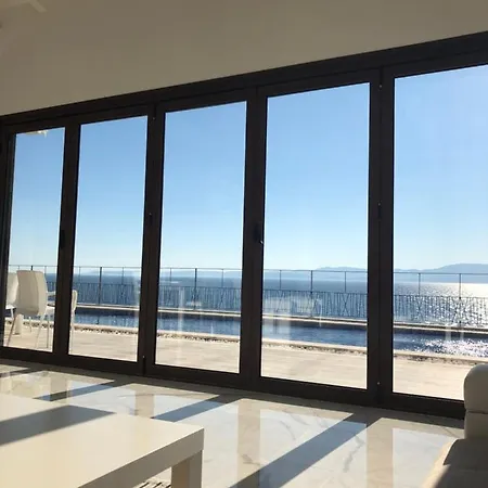 Chios Ormen * Çeşme