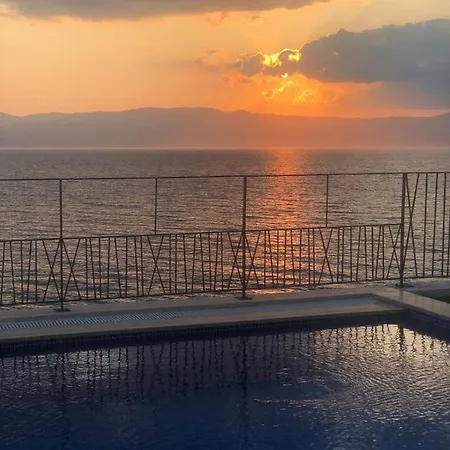 Villa Chios Ormen Çeşme