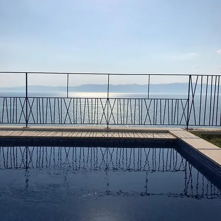 Chios Ormen Villa Çeşme